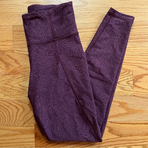 Athleta Salutation Stash Pocket Rainwater Tight in Antique Burgundy size XS - Picture 4 of 10
